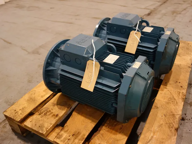 Image 2 of 3 - ABB - M3AA 132 SMB 2 HO