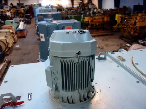 Image 4 of 6 - ABB - AMA 500L 6L VAFTMH