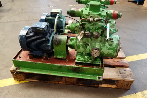 Image 1 of 2 - P90