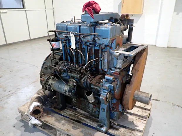 Image 1 of 5 - Lister - 4 cyl.