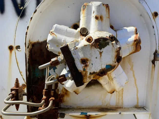 Image 6 of 7 - ND385