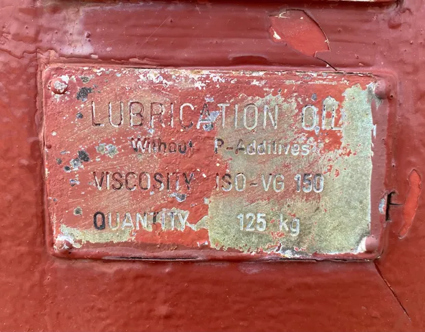 Image 11 of 11 - Anchor winch