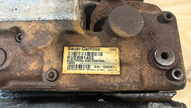 Image 11 of 12 - HP982