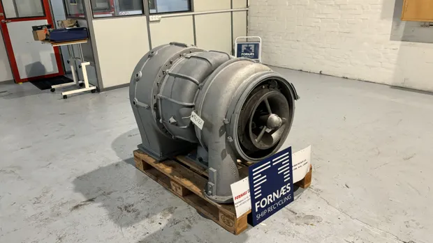 Image 2 of 10 - MAN B&W  - NR26/R 119