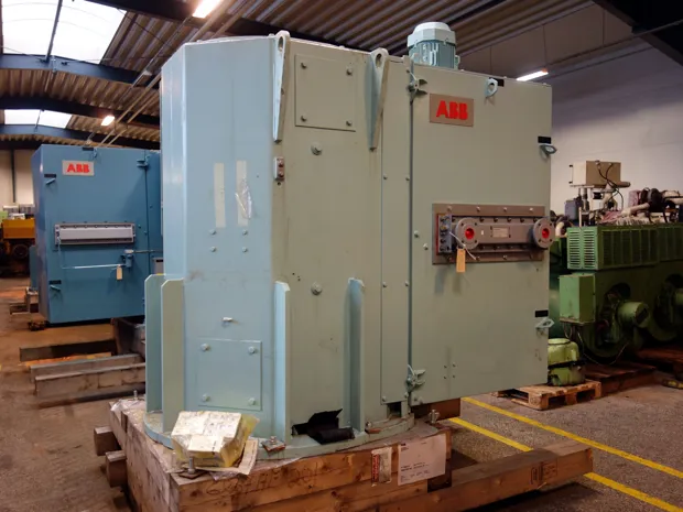 Image 2 of 5 - ABB - AMA 500L 6L VAFTMH