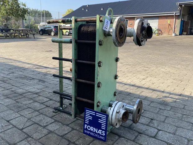 Image 2 of 5 - Alfa Laval - P.22H. 127-3333 N.T