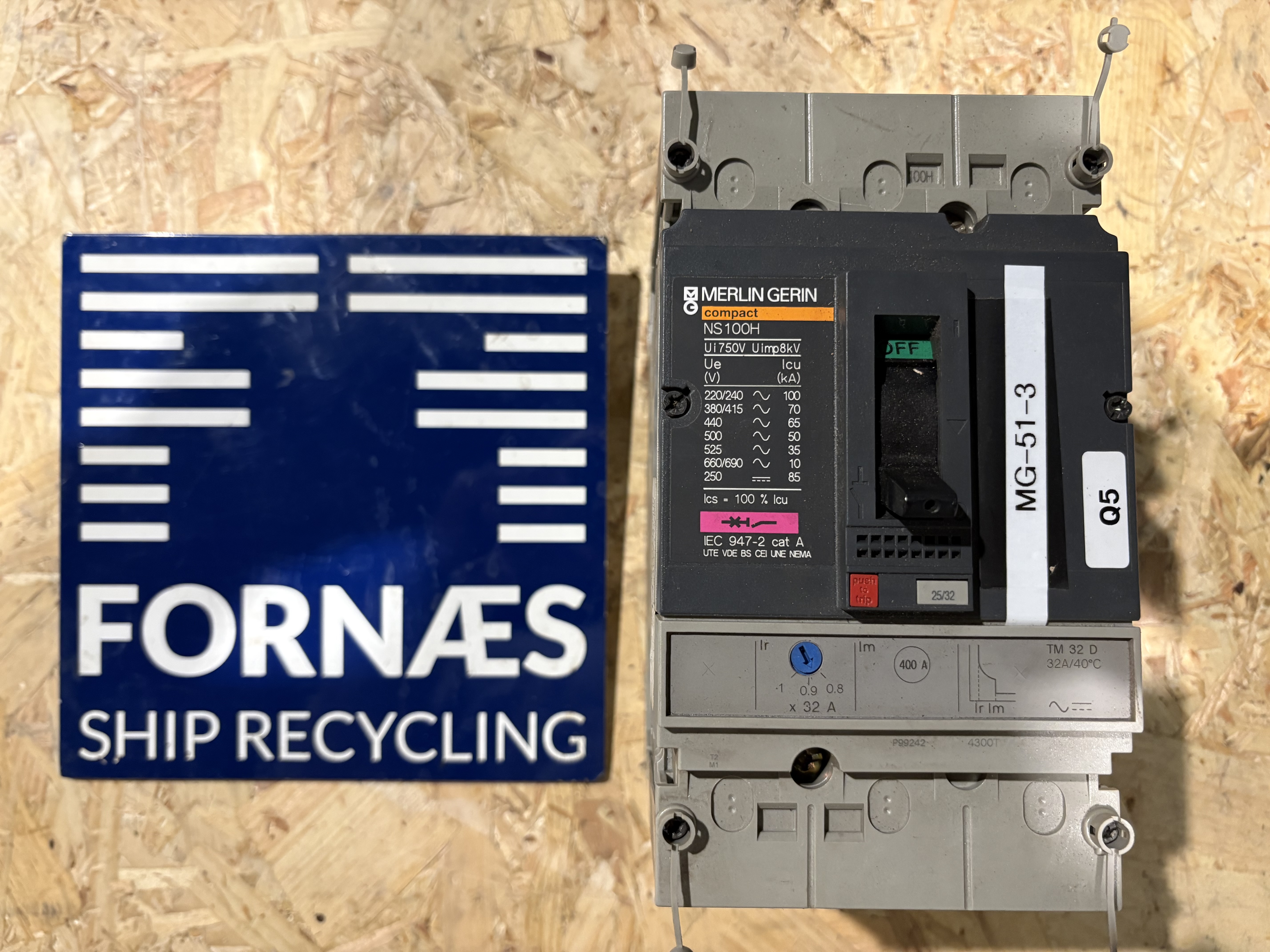 Merlin Gerin - NS100H