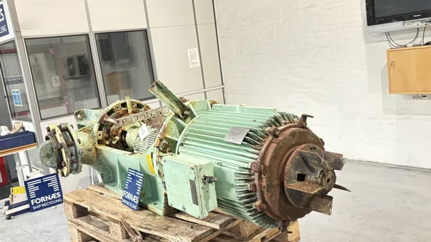 Image 3 of 10 - Heinrich Behrens - VRF7/290G