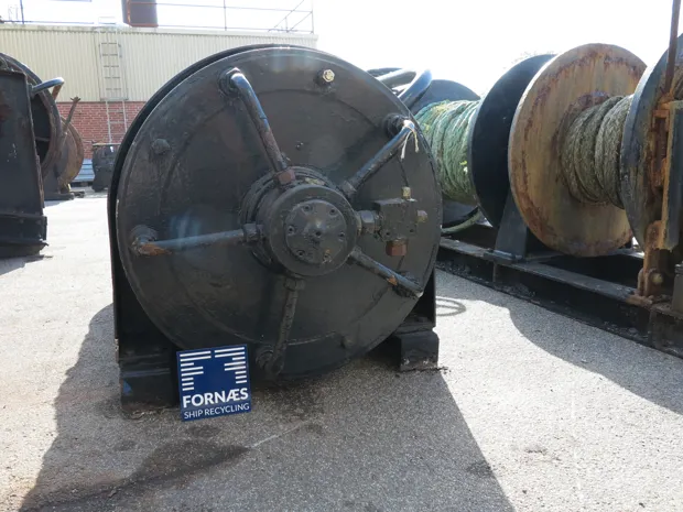Image 6 of 6 - Trawl winch