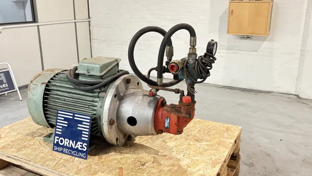 Image 5 of 8 - HP172