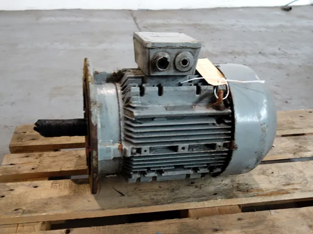 Image 2 of 5 - Siemens - 1LA5166-4CA/1