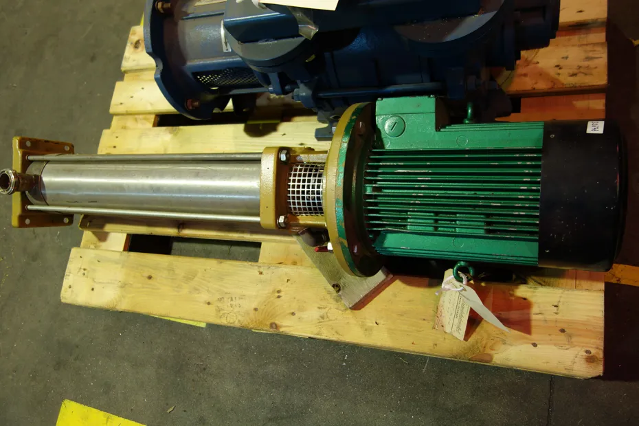 Image 1 of 2 - Pompetravaini - TRVA 65-300/C-M/F