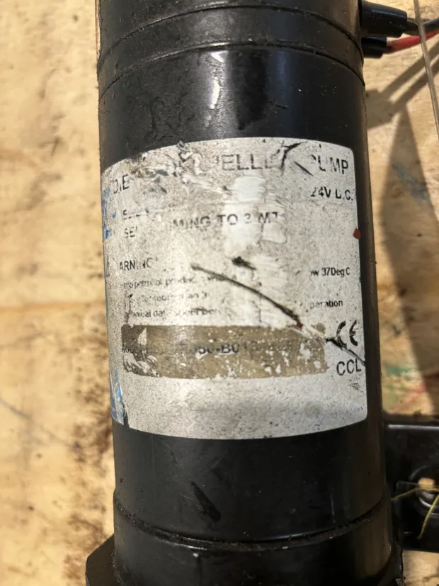 Image 6 of 9 - Jabsco - VR050