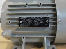Siemens - 1LA 7083-4AA10