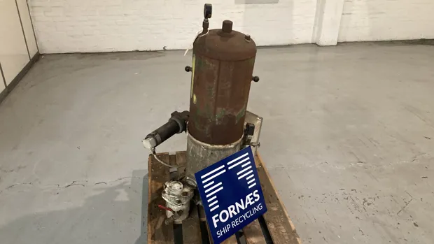 Image 2 of 6 - CJC - PWFU 27/54 M82