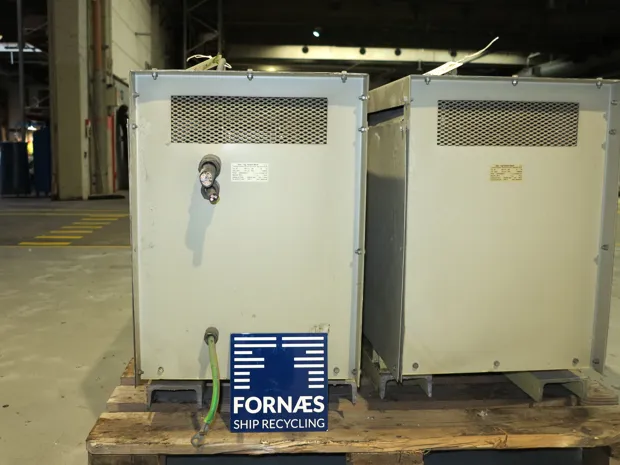 Image 2 of 4 - Herbert Barth Transformatoren - DT