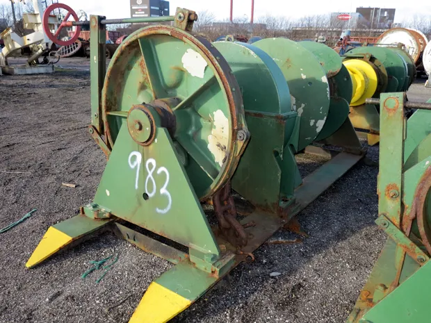 Image 3 of 5 - Anchor/Mooring winch
