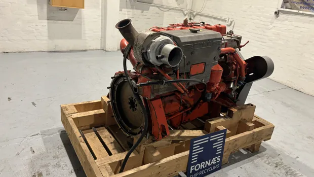 Image 4 of 6 - Scania - DI 9 55
