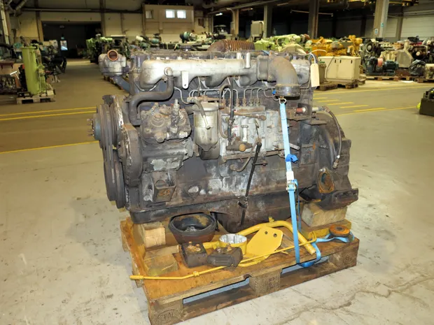 Image 3 of 4 - Nissan