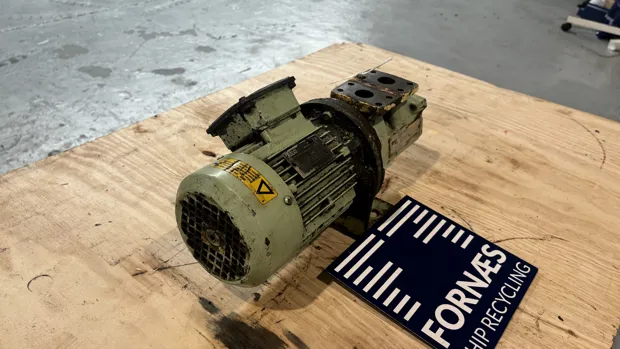 Image 6 of 8 - IMO - ACD 025N6 IVBP