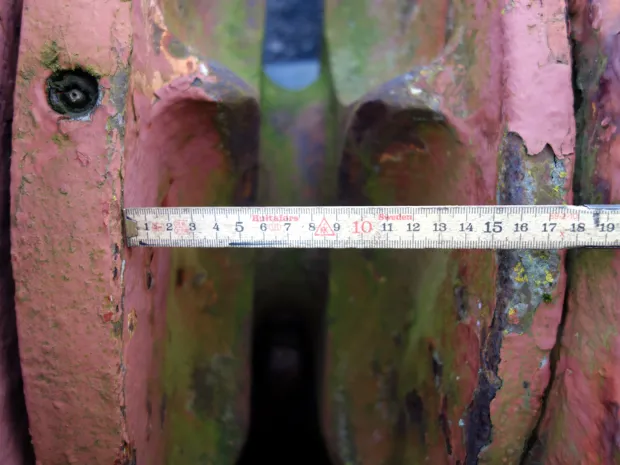 Image 5 of 5 - Anchor winch double