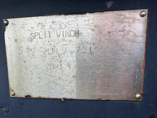 Image 6 of 9 - Split winch