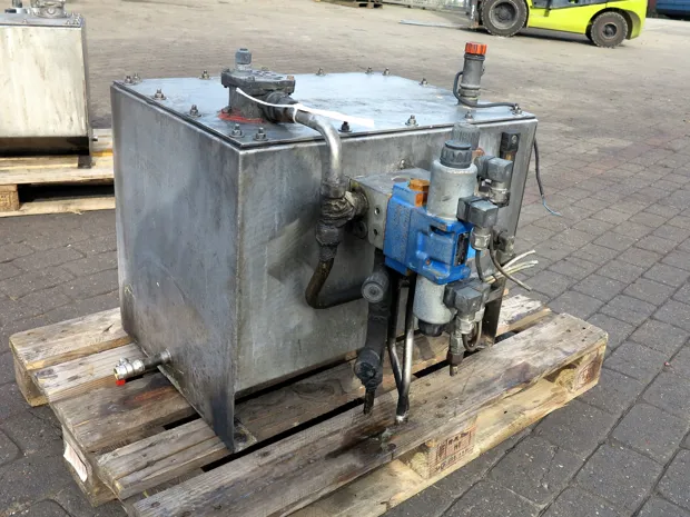 Image 2 of 3 - HS270