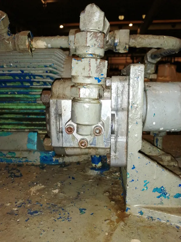 Image 5 of 10 - HS28