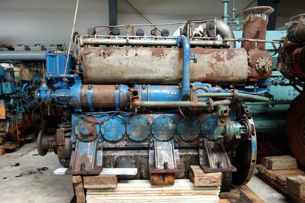 Image 1 of 2 - MWM - TBD 440 6 cyl