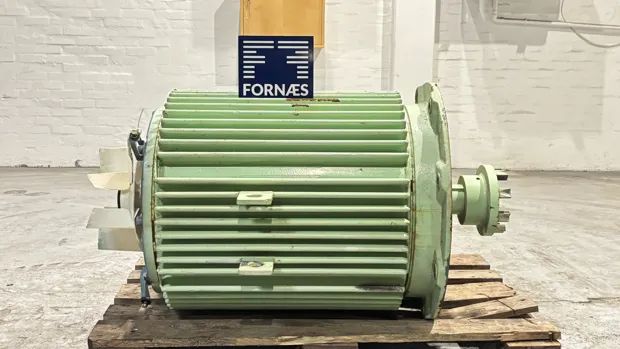 Image 1 of 7 - ABB - M2CA 315SMA 4/6V1