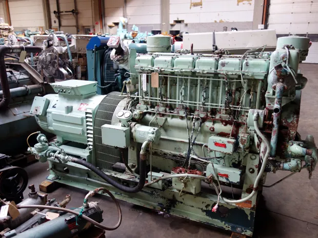 Image 3 of 6 - Lister