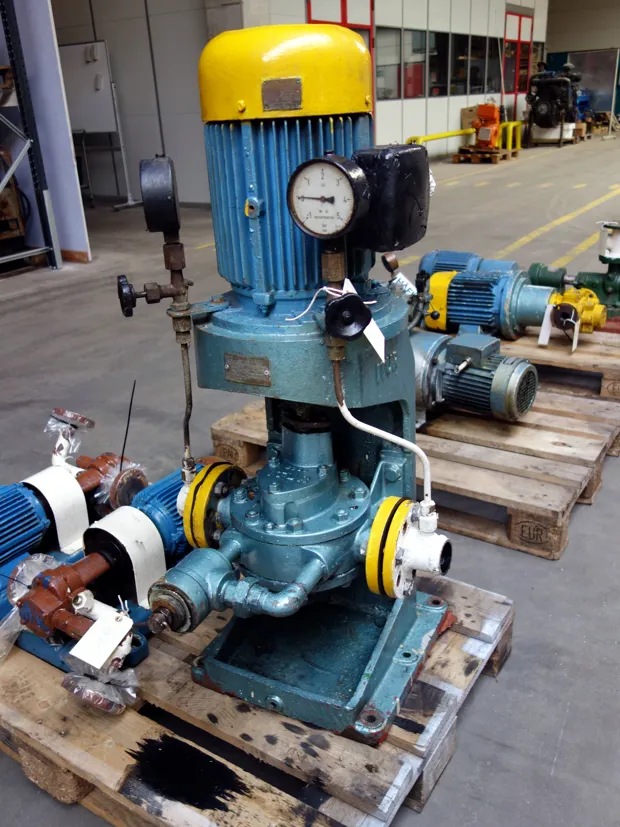 Image 1 of 3 - ITUR - RCV 2R