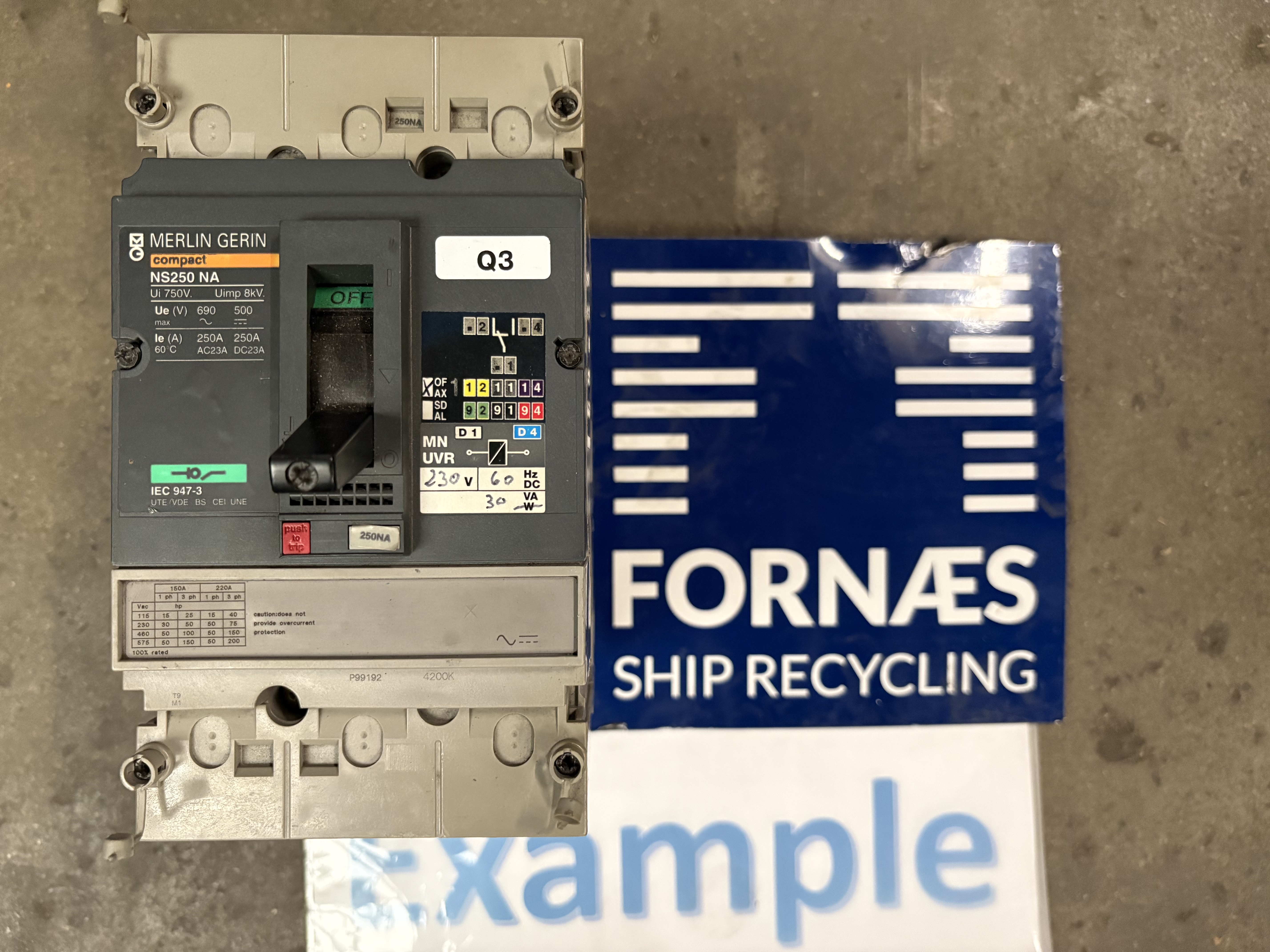 MERLIN GERIN - NS250NA