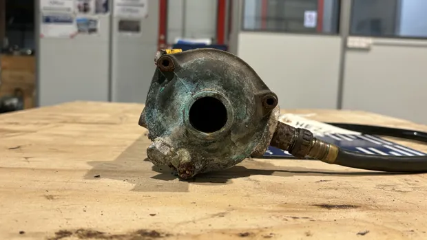 Image 6 of 8 - Bowman - EC140