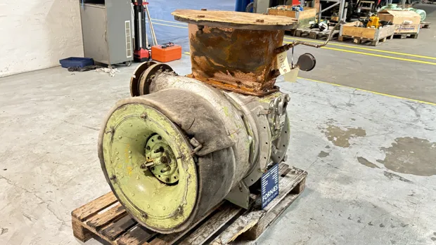 Image 5 of 9 - BBC - VTR251-2N