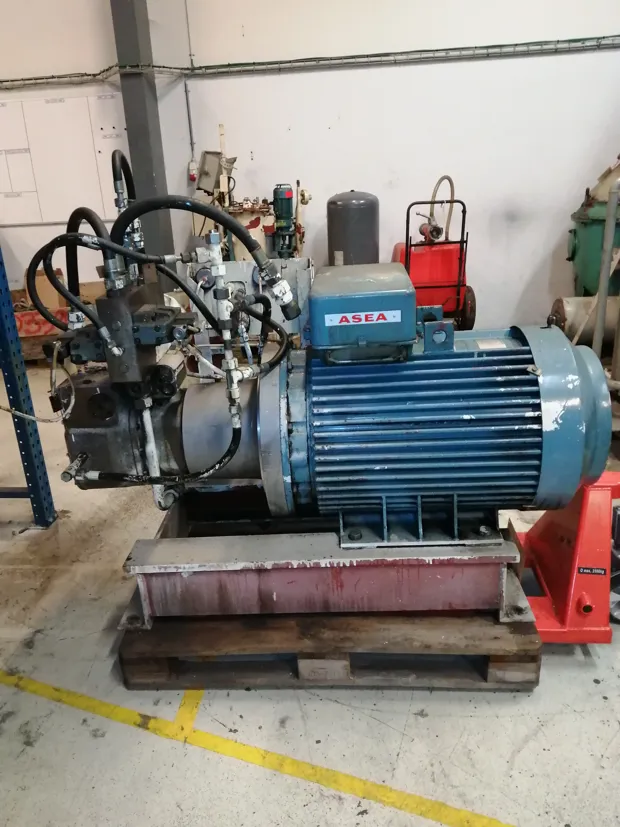 Image 1 of 10 - HP24