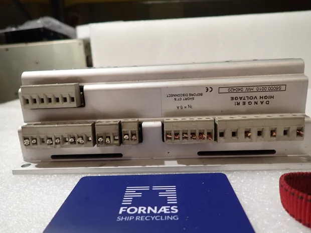 Image 3 of 4 - SELCO S6000 - S6000.0010