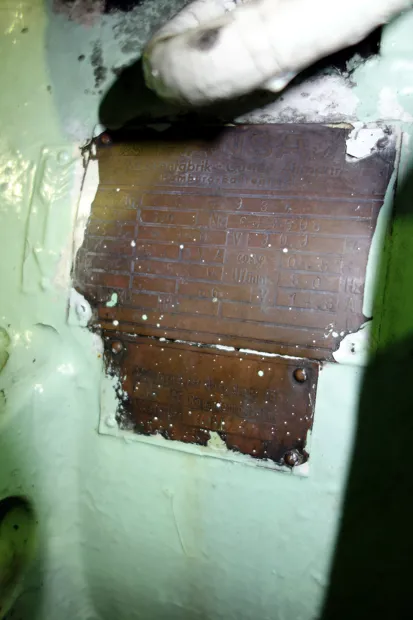 Image 3 of 4 - Deutz