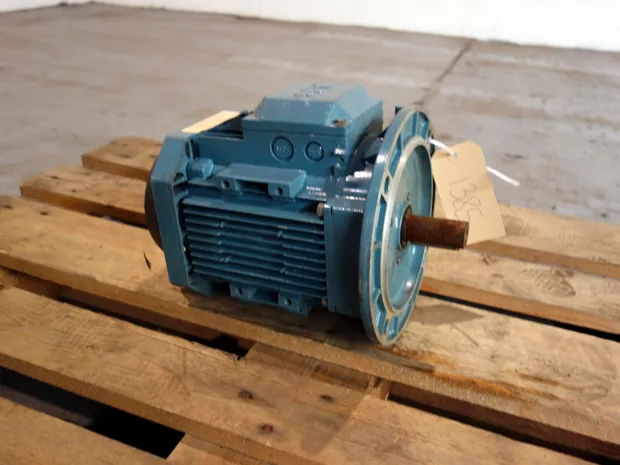 Image 3 of 4 - ABB - M2AA 100 L