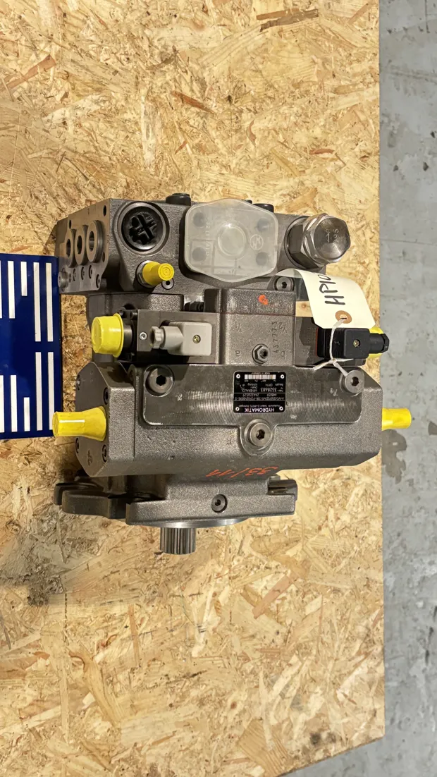 Image 8 of 9 - HP1024