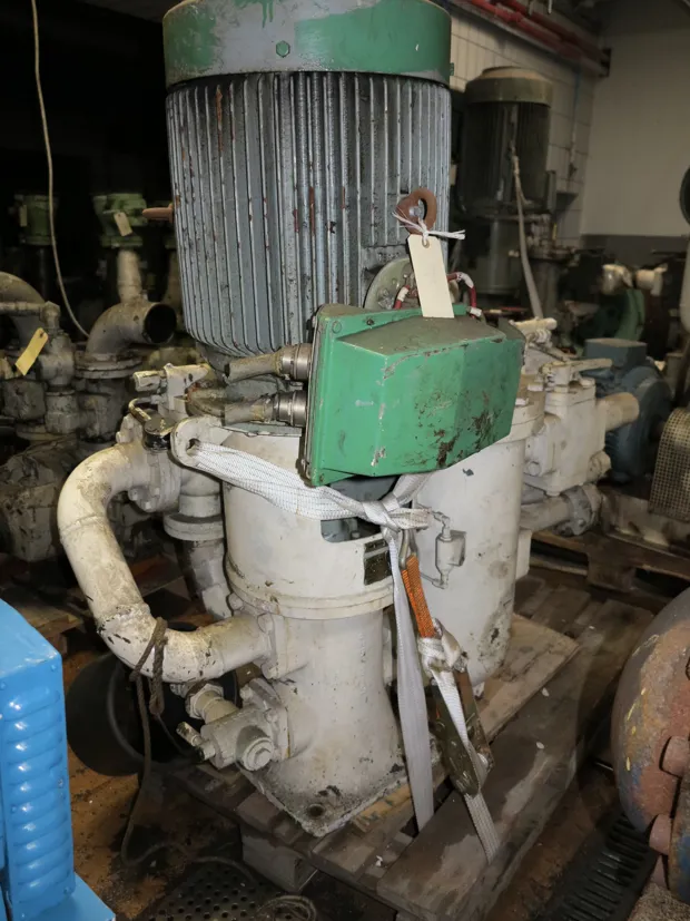 Image 2 of 4 - Norwinch - SV 6 B