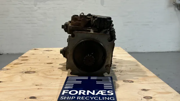 Image 8 of 12 - HP982