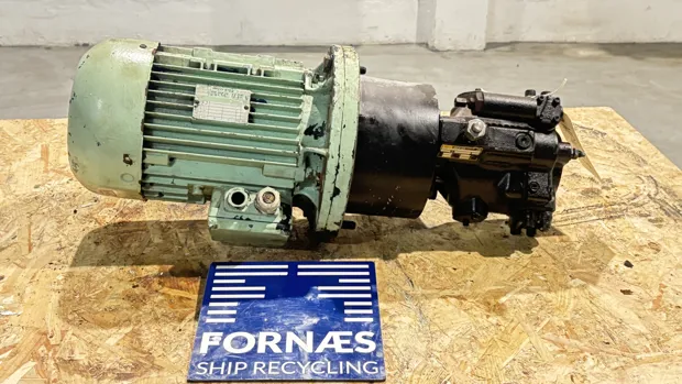 Image 3 of 8 - HP1038