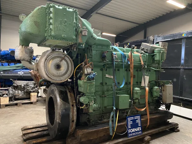 Image 5 of 9 - MaK - 6M 332