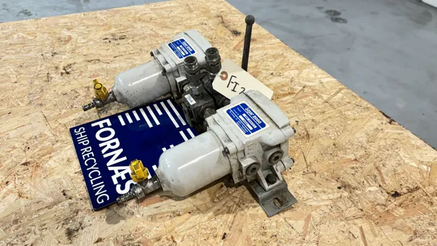 Image 4 of 6 - Separ 2000 - SWK 2000/5U