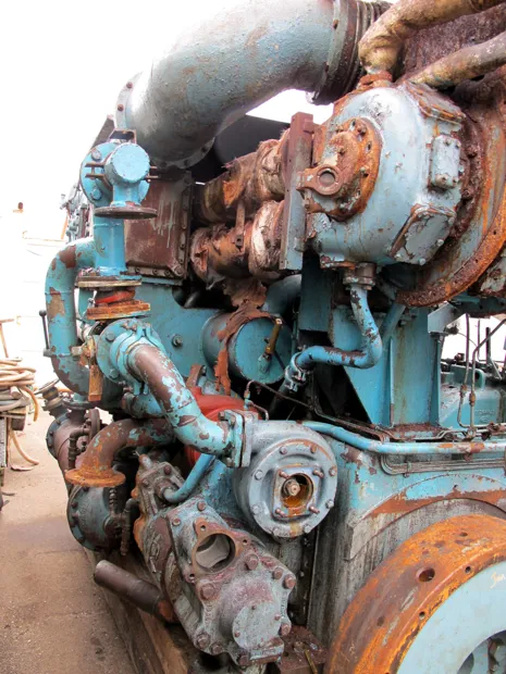 Image 2 of 4 - Wärtsilä - 6FHD240