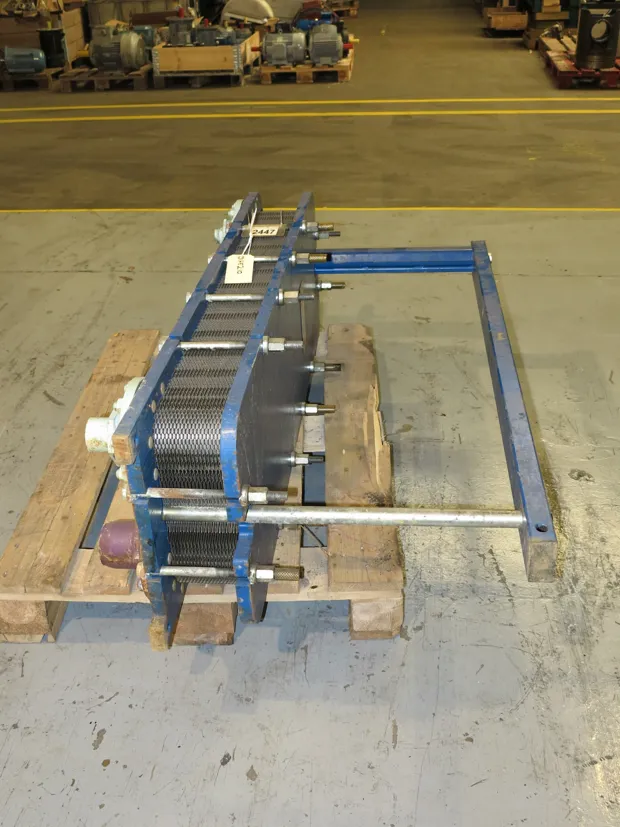 Image 1 of 5 - APV - N35