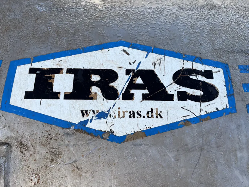 Image 6 of 6 - Iras - No plate