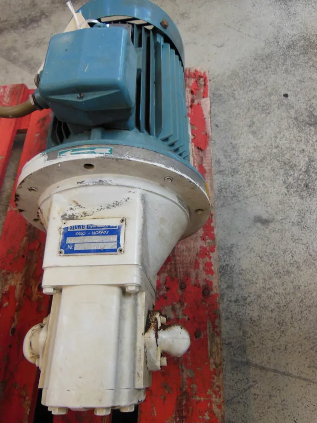 Image 1 of 3 - HP178