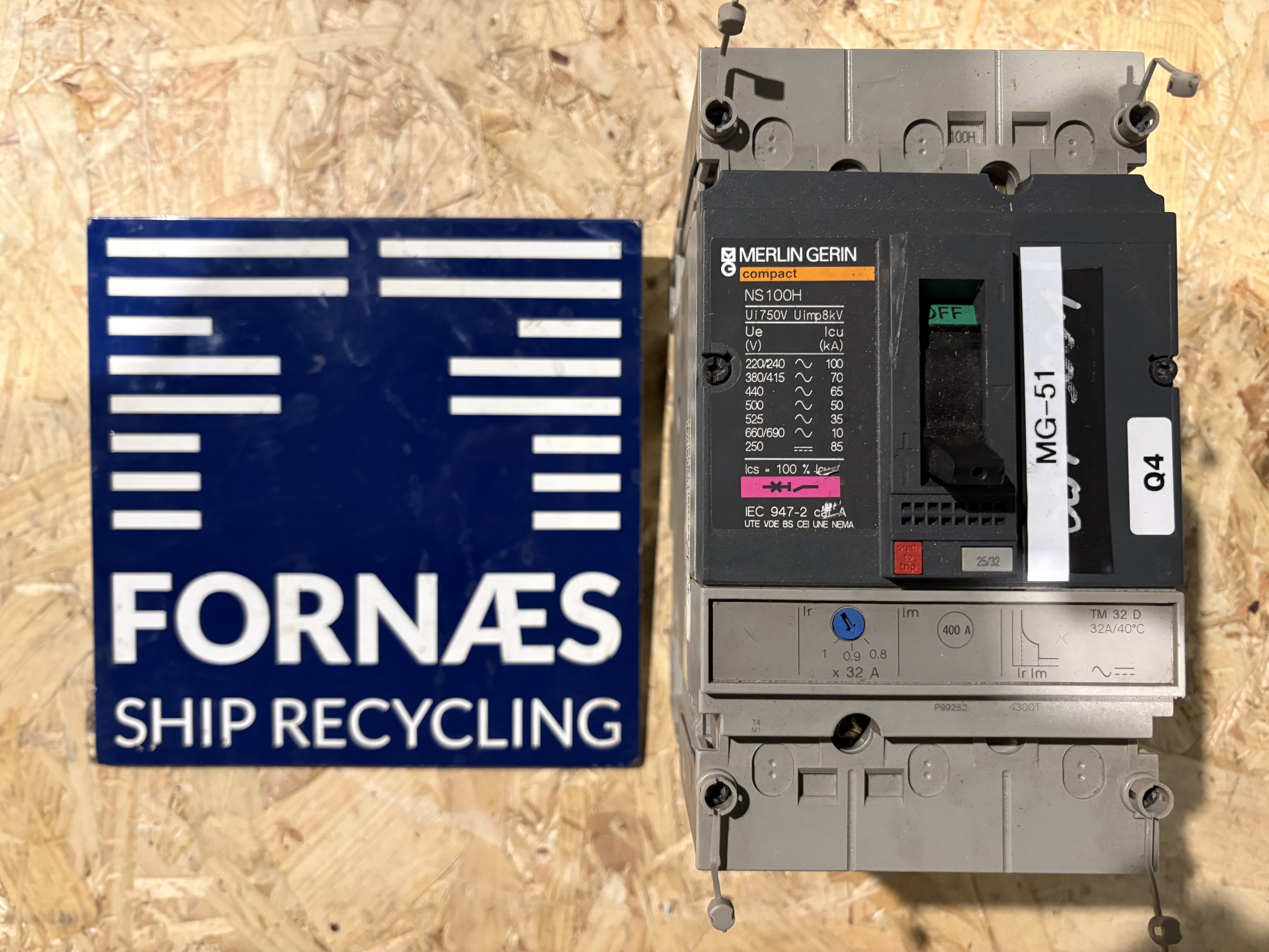 Merlin Gerin - NS100H